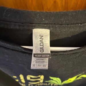 Never worn 2XL mens tee.